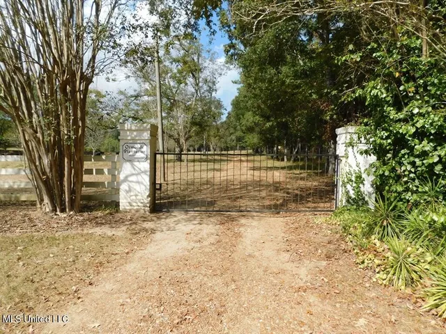 $1,850,000 | 1164 Lower Woodville Road, Natchez, MS 39120