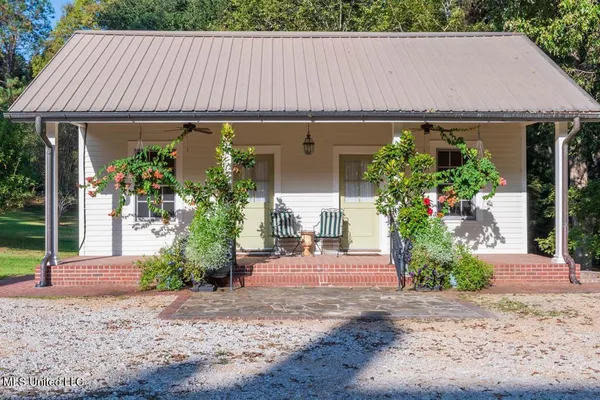$1,850,000 | 1164 Lower Woodville Road, Natchez, MS 39120