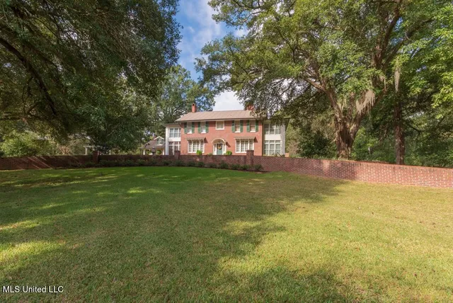 $1,850,000 | 1164 Lower Woodville Road, Natchez, MS 39120