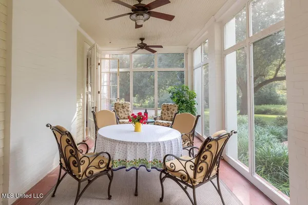 $1,850,000 | 1164 Lower Woodville Road, Natchez, MS 39120