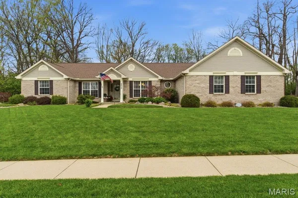 $424,900 | 2015 Cedarwood Trail, Shiloh, IL 62226