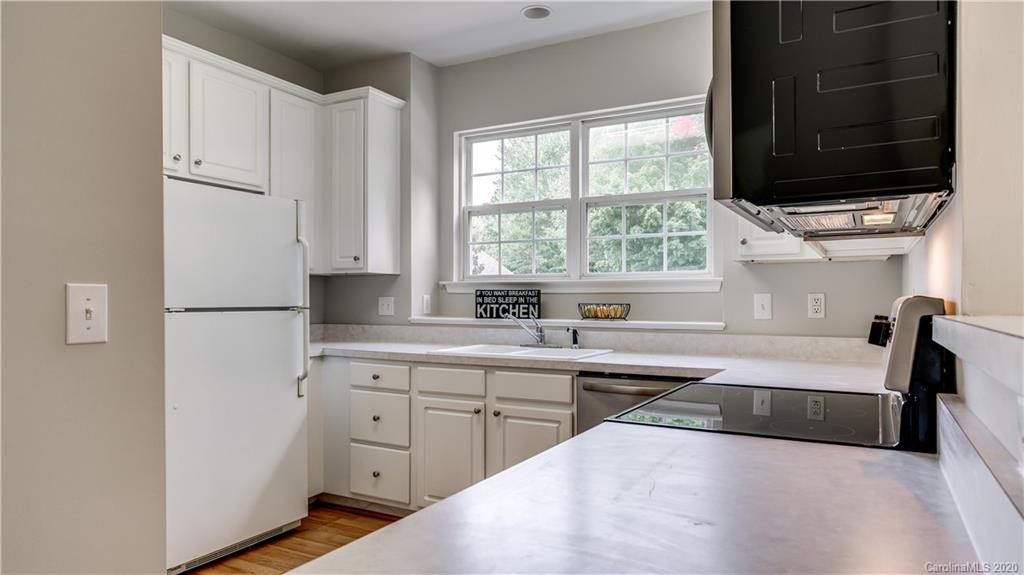 903 Azurine Circle, Unit 71 Fort Mill, SC 29708 - Photo 5 of 24