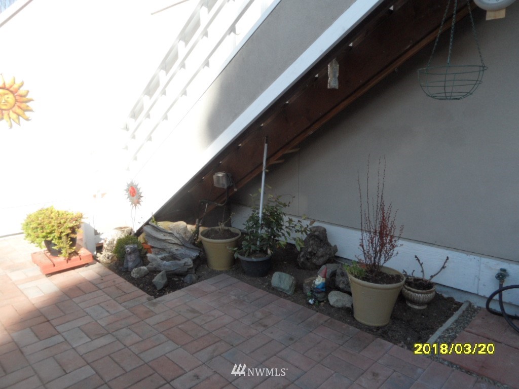 1926 Rucker Avenue, Unit 2 Everett, WA 98201 - Photo 16 of 23