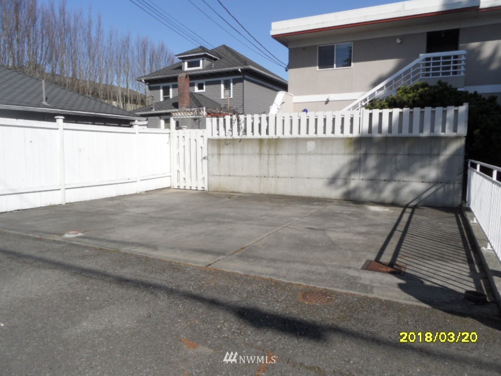 1926 Rucker Avenue, Unit 2 Everett, WA 98201 - Photo 23 of 23