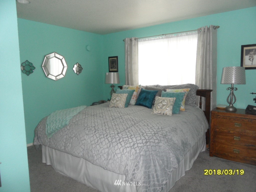 1926 Rucker Avenue, Unit 2 Everett, WA 98201 - Photo 6 of 23