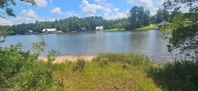 $205,000 | 158 Ella Point, Lumberton, MS 39455