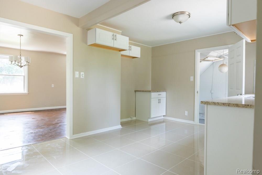 13217 Frazho Road Warren, MI 48089 - Photo 9 of 48