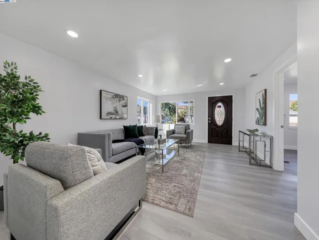 $1,199,999 | 33603 3rd Street, Union City, CA 94587