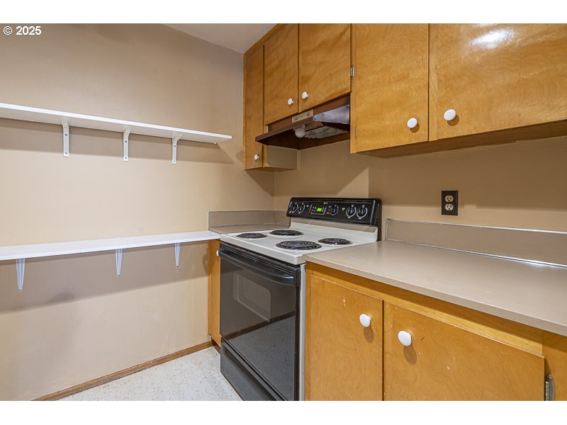 1140 Stanfield Road Woodburn, OR 97071 - Photo 14 of 26 Gallery Image 14