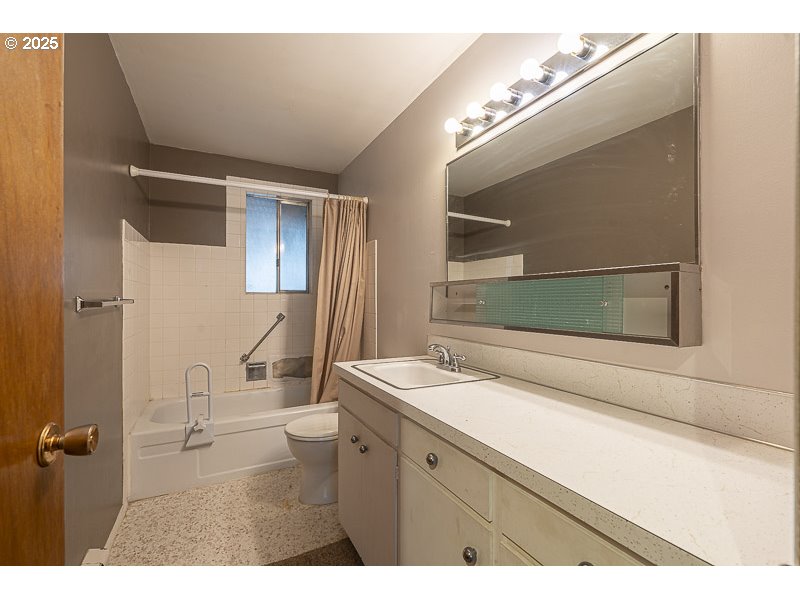 1140 Stanfield Road Woodburn, OR 97071 - Photo 15 of 26 Gallery Image 15