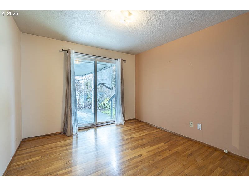 1140 Stanfield Road Woodburn, OR 97071 - Photo 20 of 26 Gallery Image 20