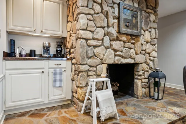 $534,000 | 18 Shipmaster Court, Clover, SC 29710