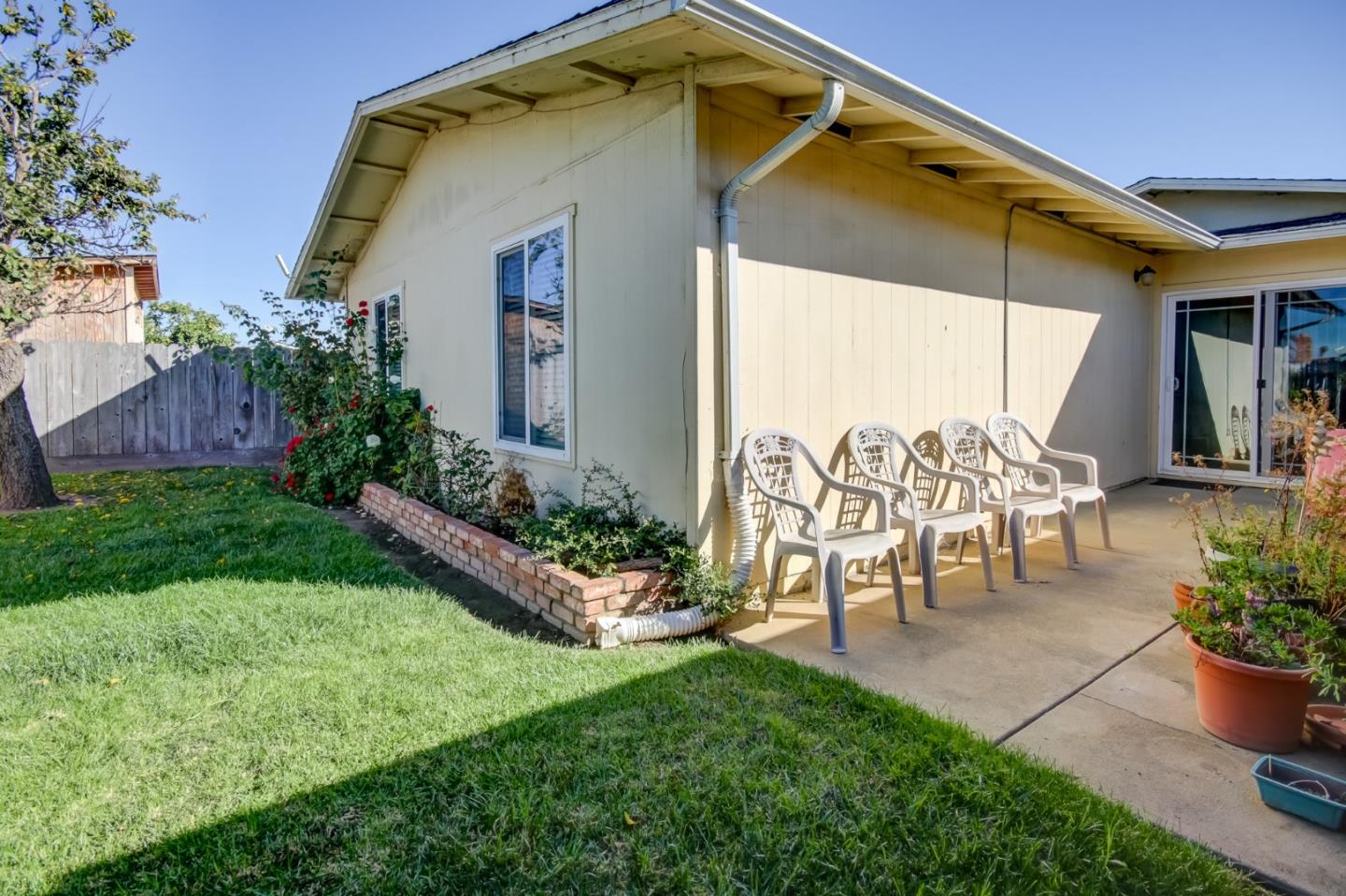 1759 Emerald Drive Salinas, CA 93906 - Photo 18 of 21 a view of two chairs and table in the patio