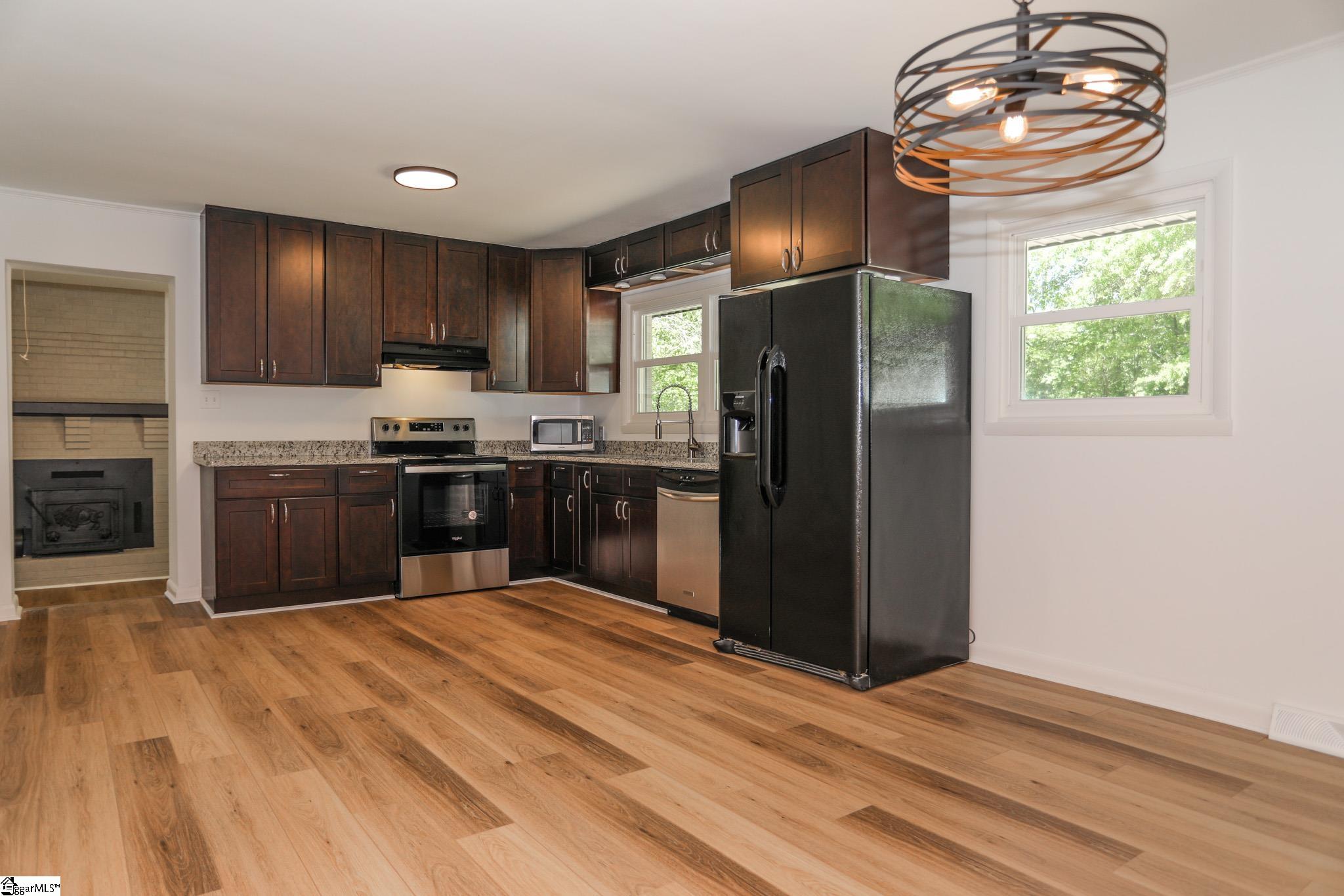 208 Magnolia Terrace Pendleton, SC 29670 - Photo 12 of 24 Gallery Image 12
