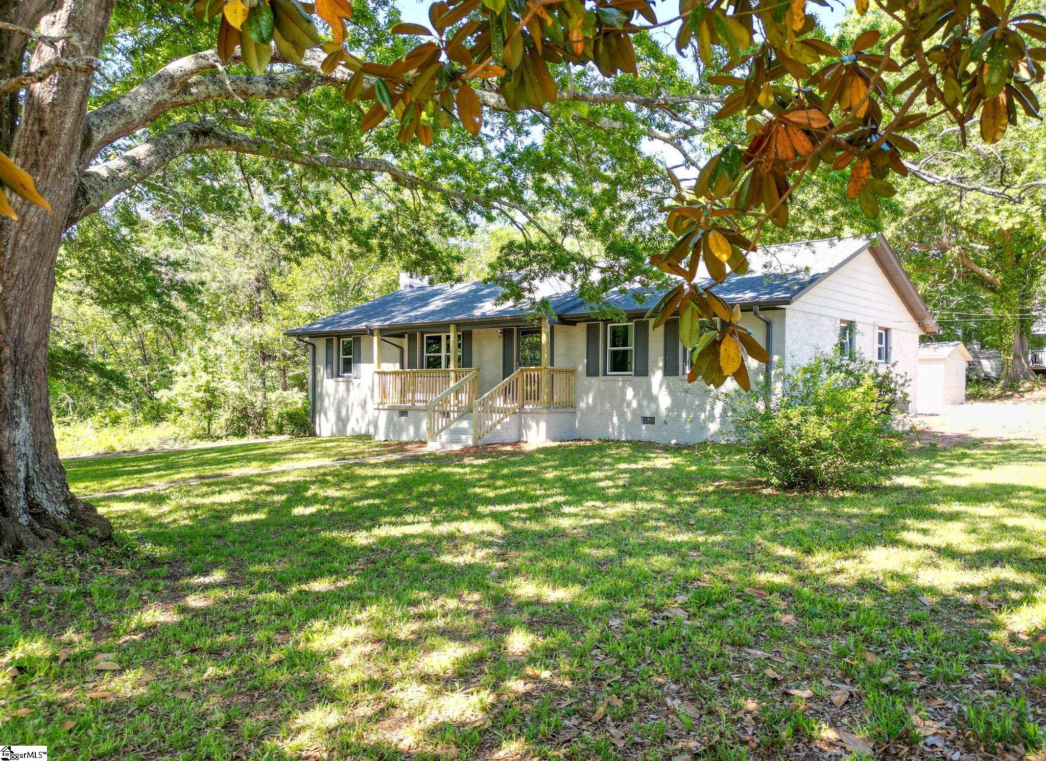 208 Magnolia Terrace Pendleton, SC 29670 - Photo 2 of 24 Gallery Image 2