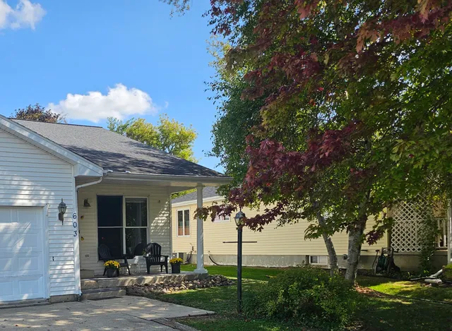 603 Monroe Street, Beaver Dam, WI 53916