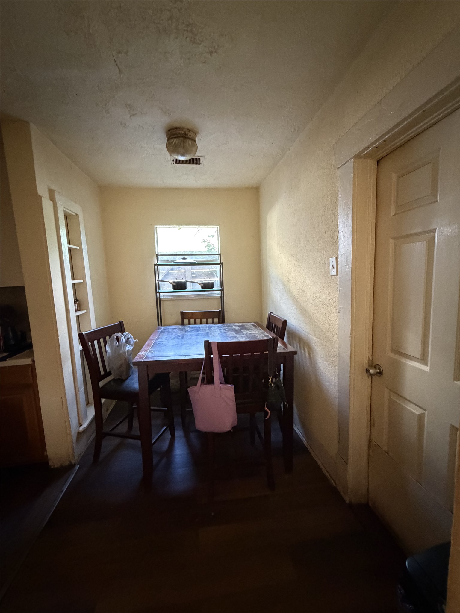 3605 Rebecca Street Houston, TX 77021 - Photo 7 of 9