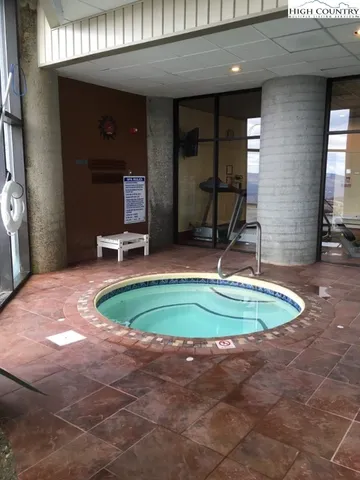 $235,000 | 303 Sugar Top Drive, Unit 2306, Sugar Mountain, NC 28604