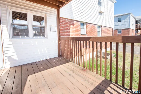 $199,900 | 185 Cherry Hill Drive, Unit 1A, Bridgeport, CT 06606