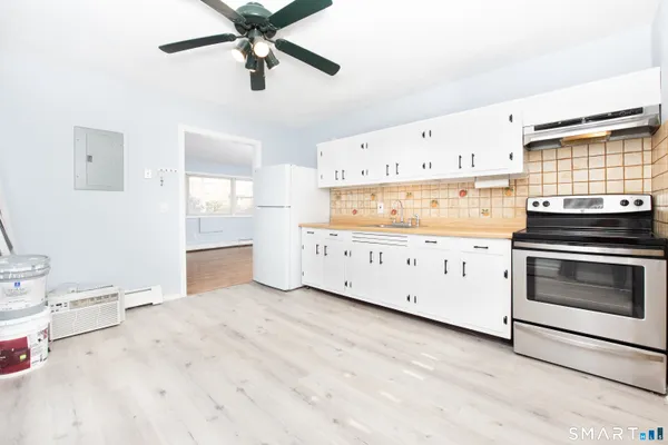 $199,900 | 185 Cherry Hill Drive, Unit 1A, Bridgeport, CT 06606