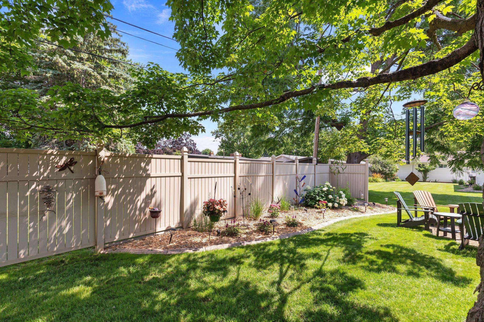 418 South Weimar Street Appleton, WI 54915 - Photo 12 of 46