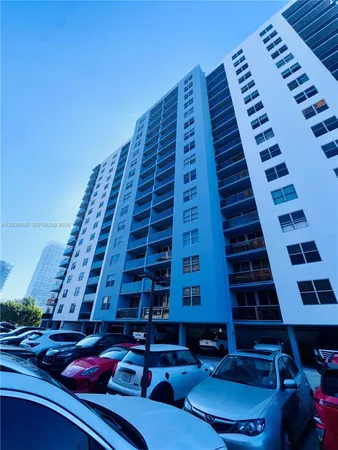 $1,850 | 401 69th Street, Unit 607, Miami Beach, FL 33141