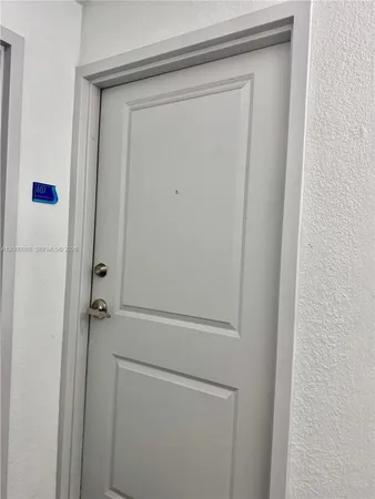 $1,850 | 401 69th Street, Unit 607, Miami Beach, FL 33141