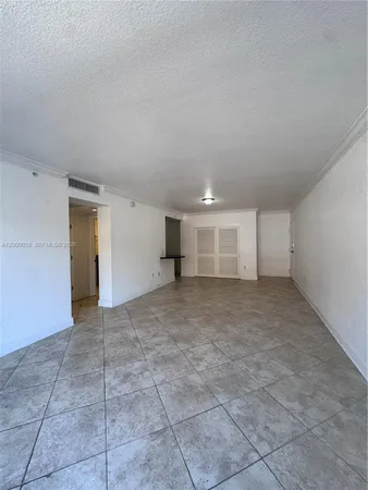 $1,850 | 401 69th Street, Unit 607, Miami Beach, FL 33141