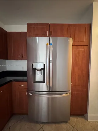 $1,850 | 401 69th Street, Unit 607, Miami Beach, FL 33141