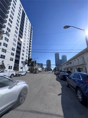 $1,850 | 401 69th Street, Unit 607, Miami Beach, FL 33141