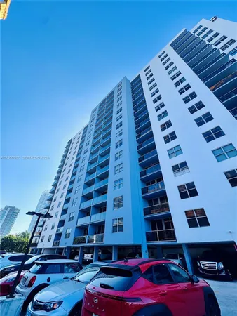 $1,850 | 401 69th Street, Unit 607, Miami Beach, FL 33141