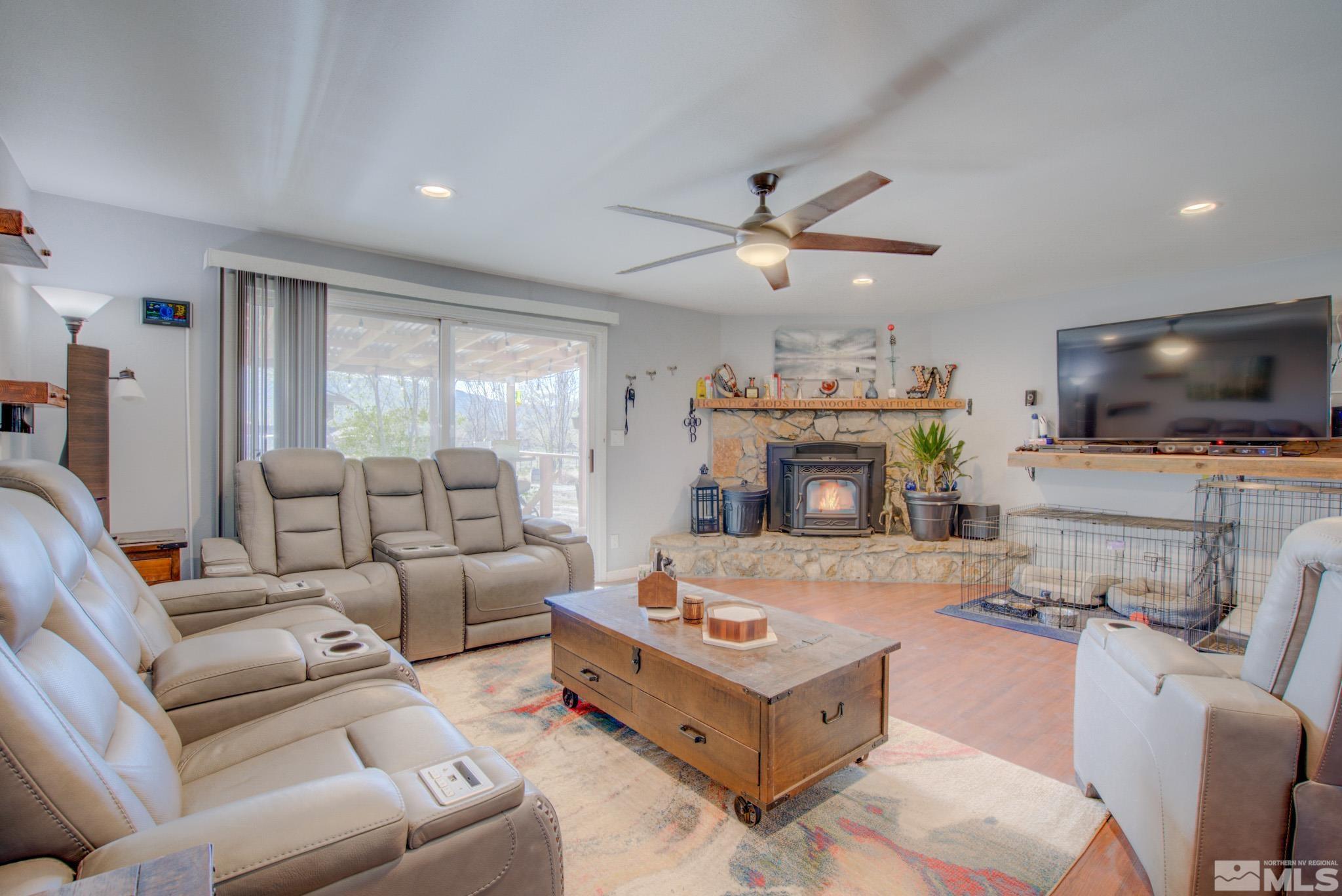 930 Dresslerville Road Gardnerville, NV 89460 - Photo 4 of 34 Photo 4