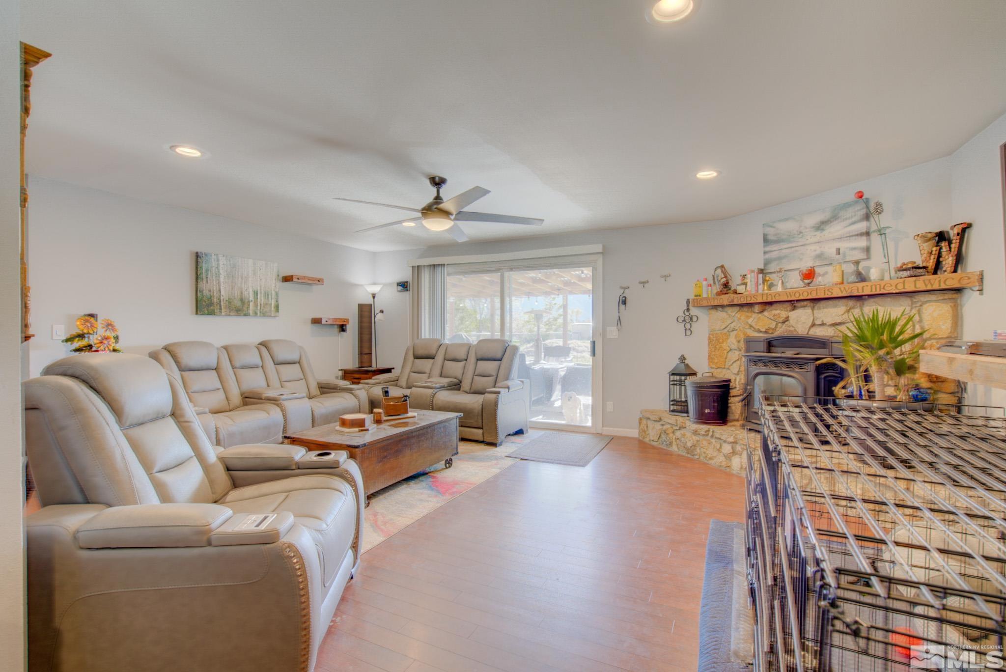 930 Dresslerville Road Gardnerville, NV 89460 - Photo 6 of 34 Photo 6