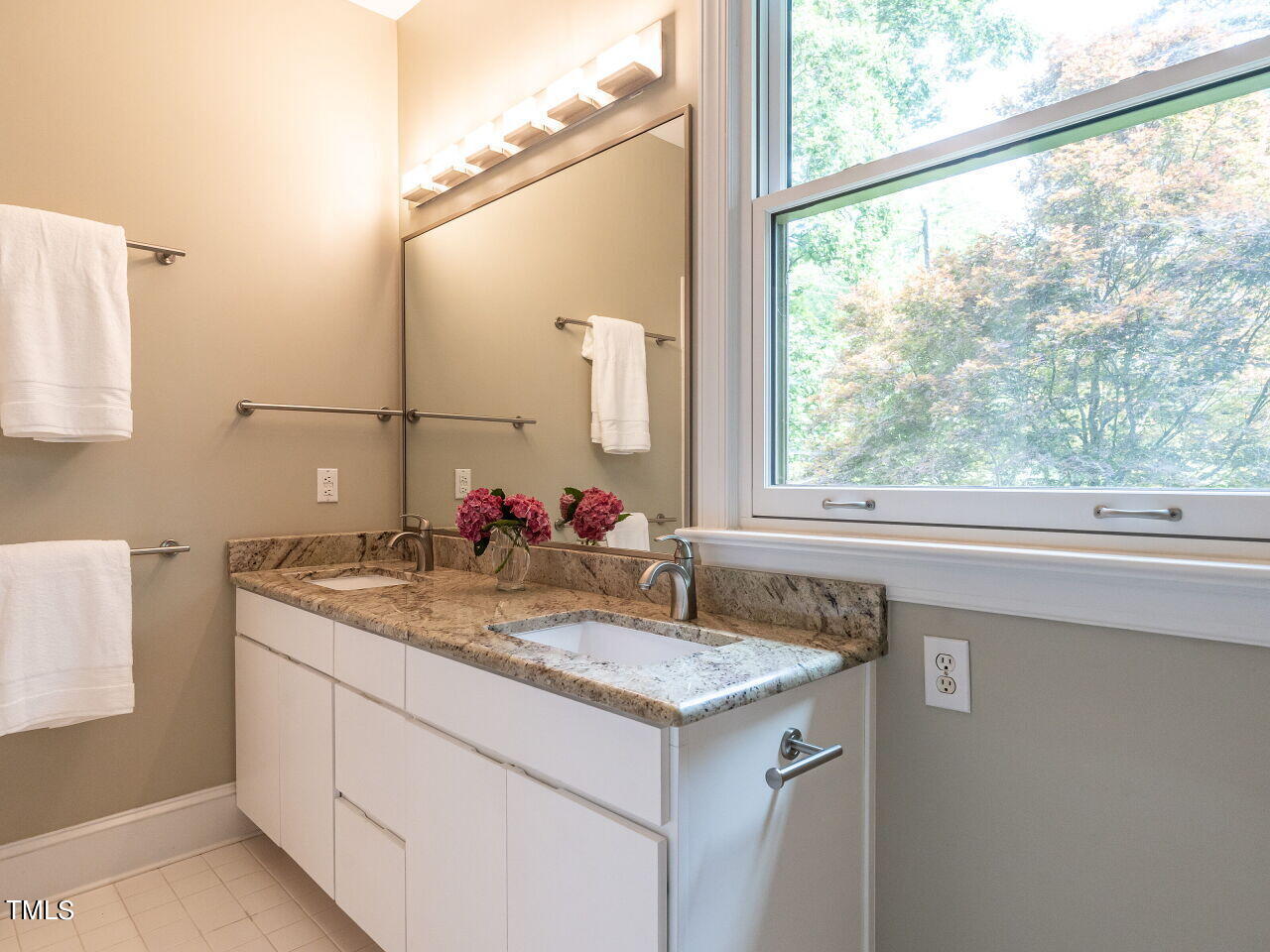 2807 Hazelwood Drive Raleigh, NC 27608 - Photo 24 of 39 035-1280x960-bathroom