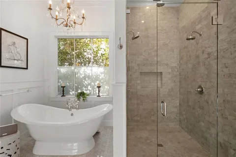 $1,985,000 | 7040 Gaston Avenue, Dallas, TX 75214