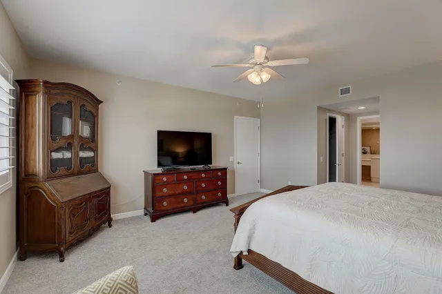 $4,500 | 2650 Lake Shore Drive, Unit 804, Riviera Beach, FL 33404