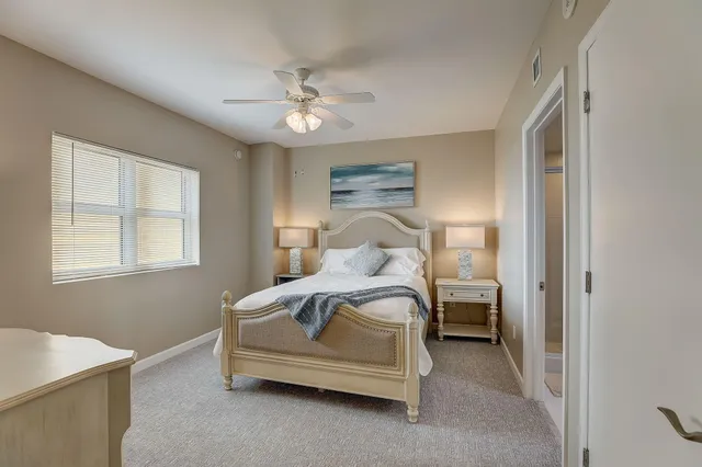 $4,500 | 2650 Lake Shore Drive, Unit 804, Riviera Beach, FL 33404