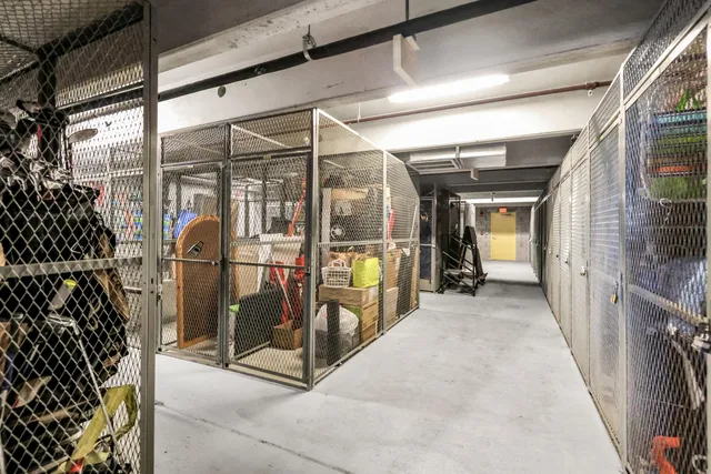 $4,500 | 2650 Lake Shore Drive, Unit 804, Riviera Beach, FL 33404