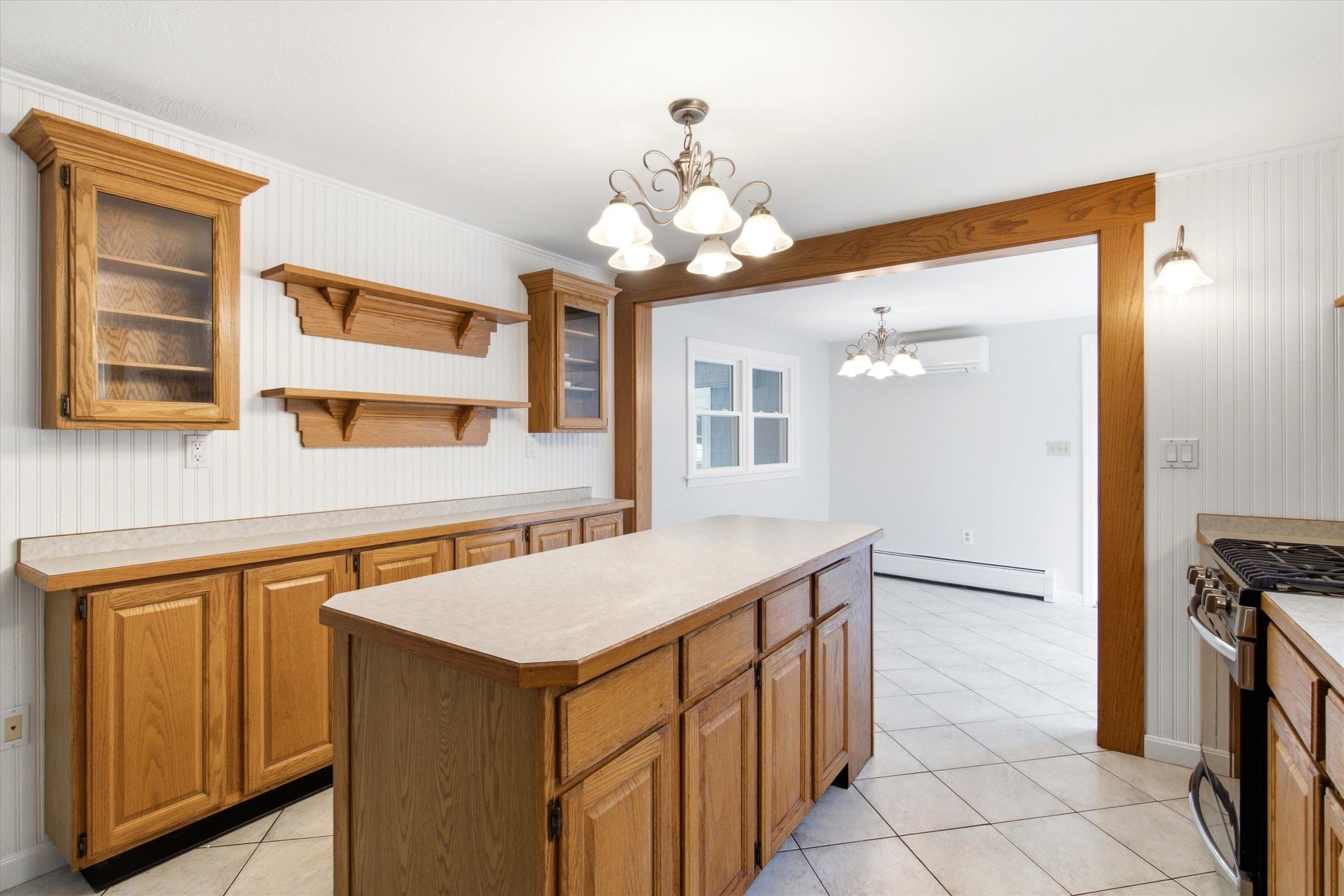 12 Bryant Road Nashua, NH 03062 - Photo 10 of 41