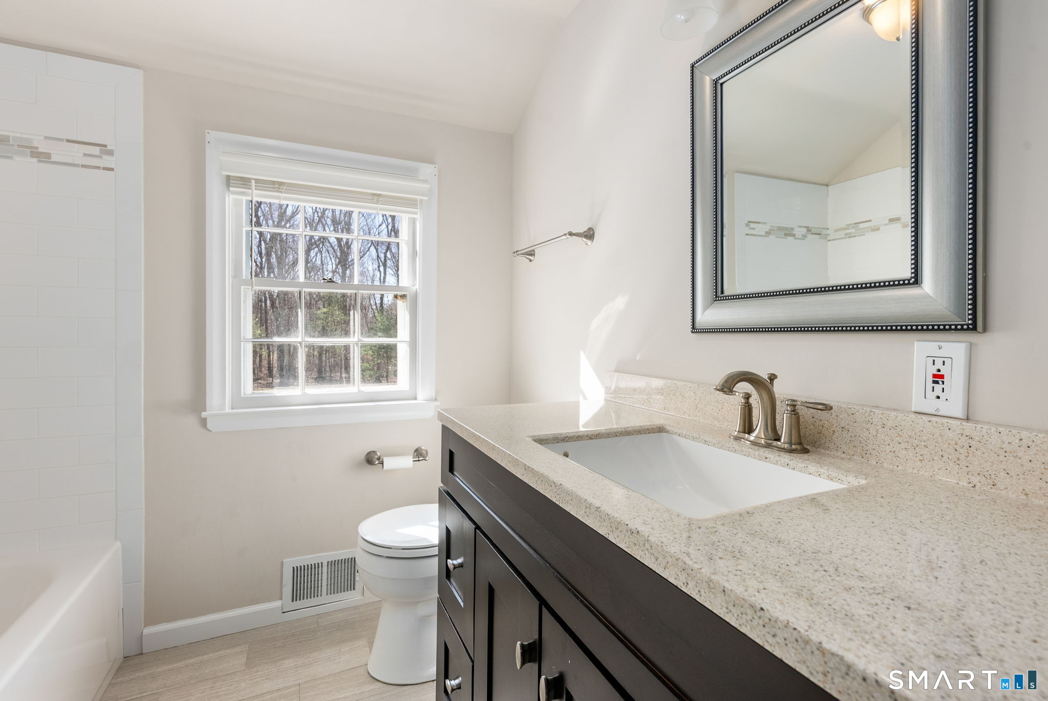 11 Highview Drive Woodbridge, CT 06525 - Photo 27 of 32 Hallway bathroom.