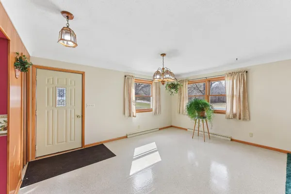 $349,900 | 2353 75th Avenue, Osceola, WI 54020