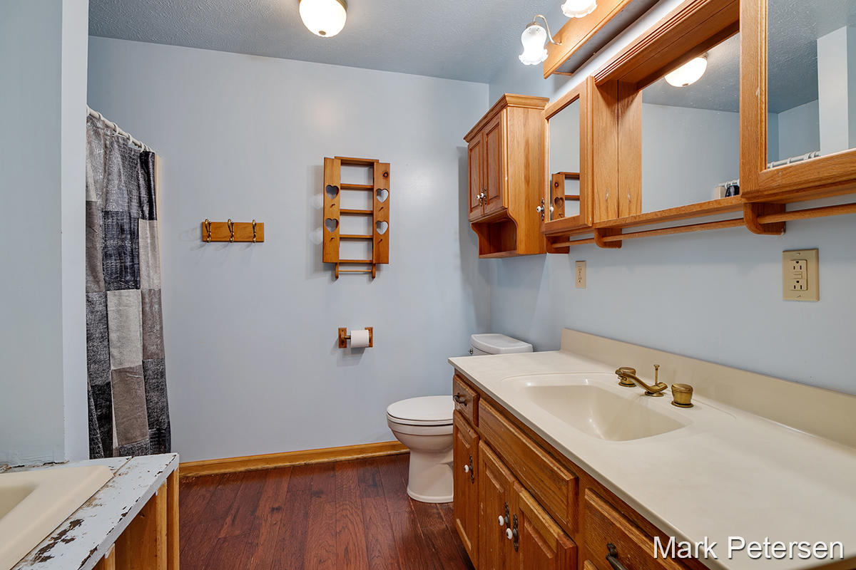 11443 West Almy Road Lakeview, MI 48850 - Photo 14 of 40 IMG_1013