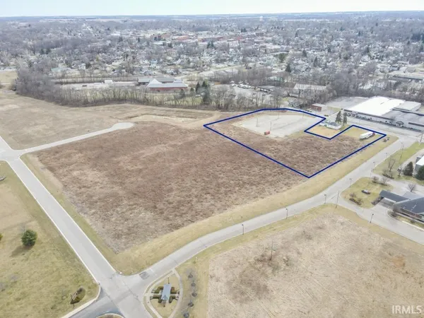 $263,000 | 1 Emerson, New Castle, IN 47362