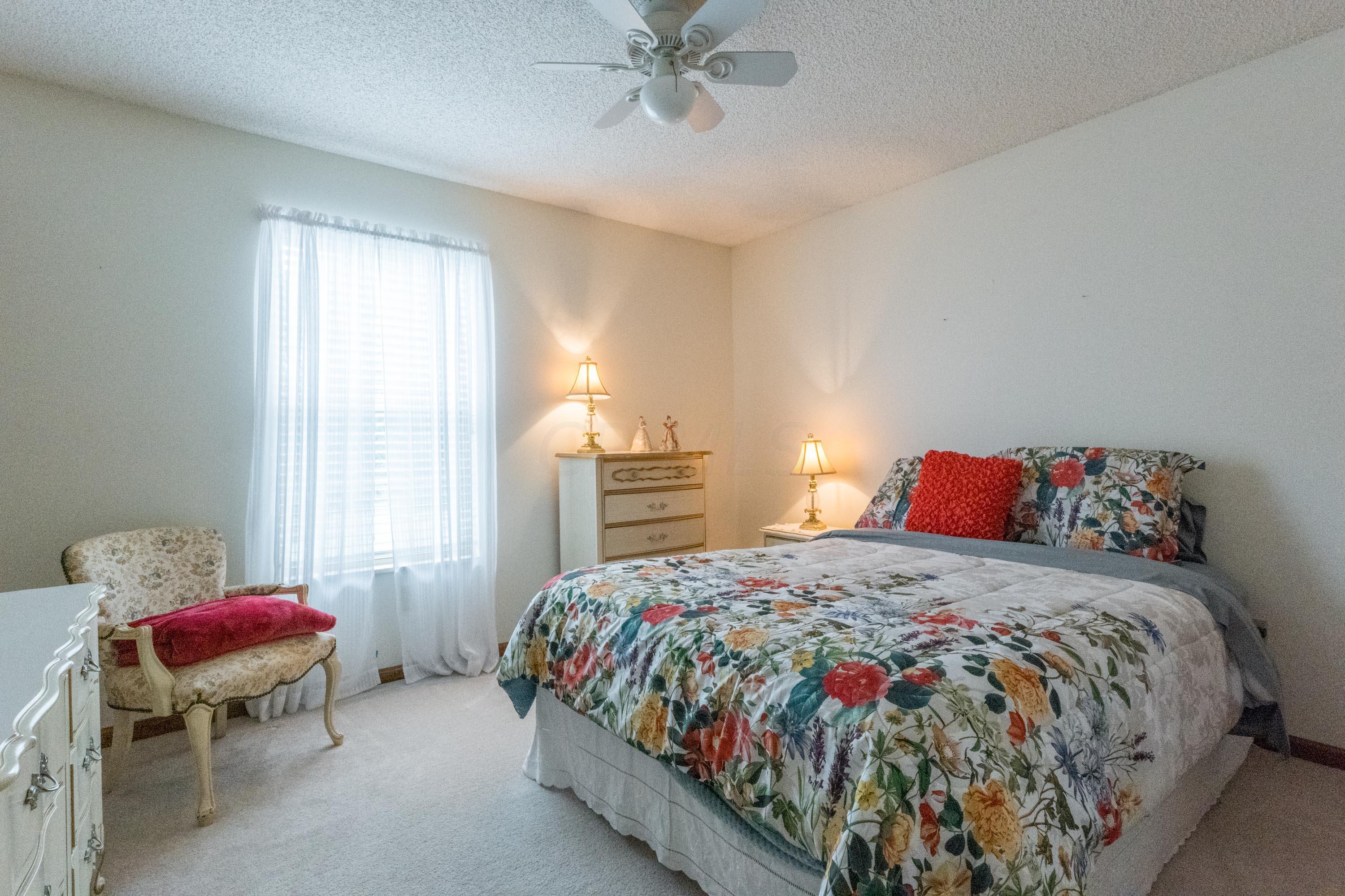 664 Ridenour Road Columbus, OH 43230 - Photo 52 of 77 049P1703876