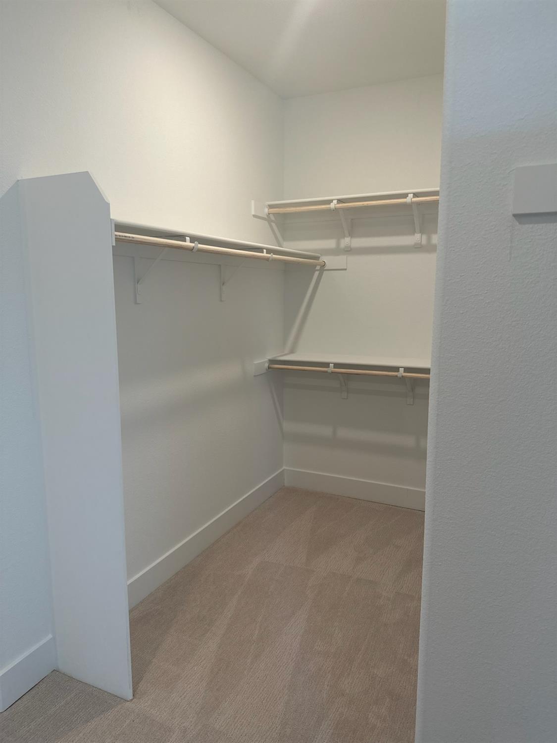 2896 Knightsbridge Lane Roseville, CA 95747 - Photo 12 of 22