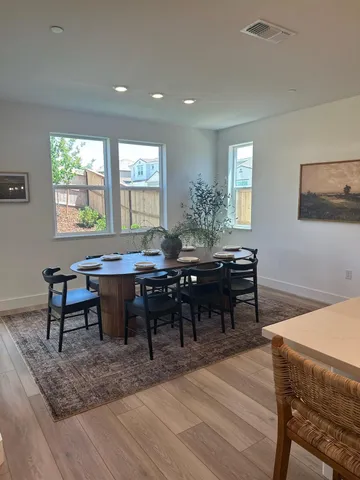 $942,805 | 2896 Knightsbridge Lane, Roseville, CA 95747