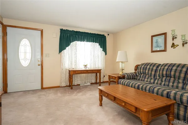 $269,900 | 22 Guenther Avenue, Tonawanda, NY 14150