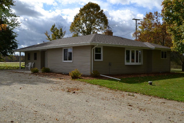 2058 County Rd DK Sturgeon Bay, WI 54235 - Photo 1 of 1