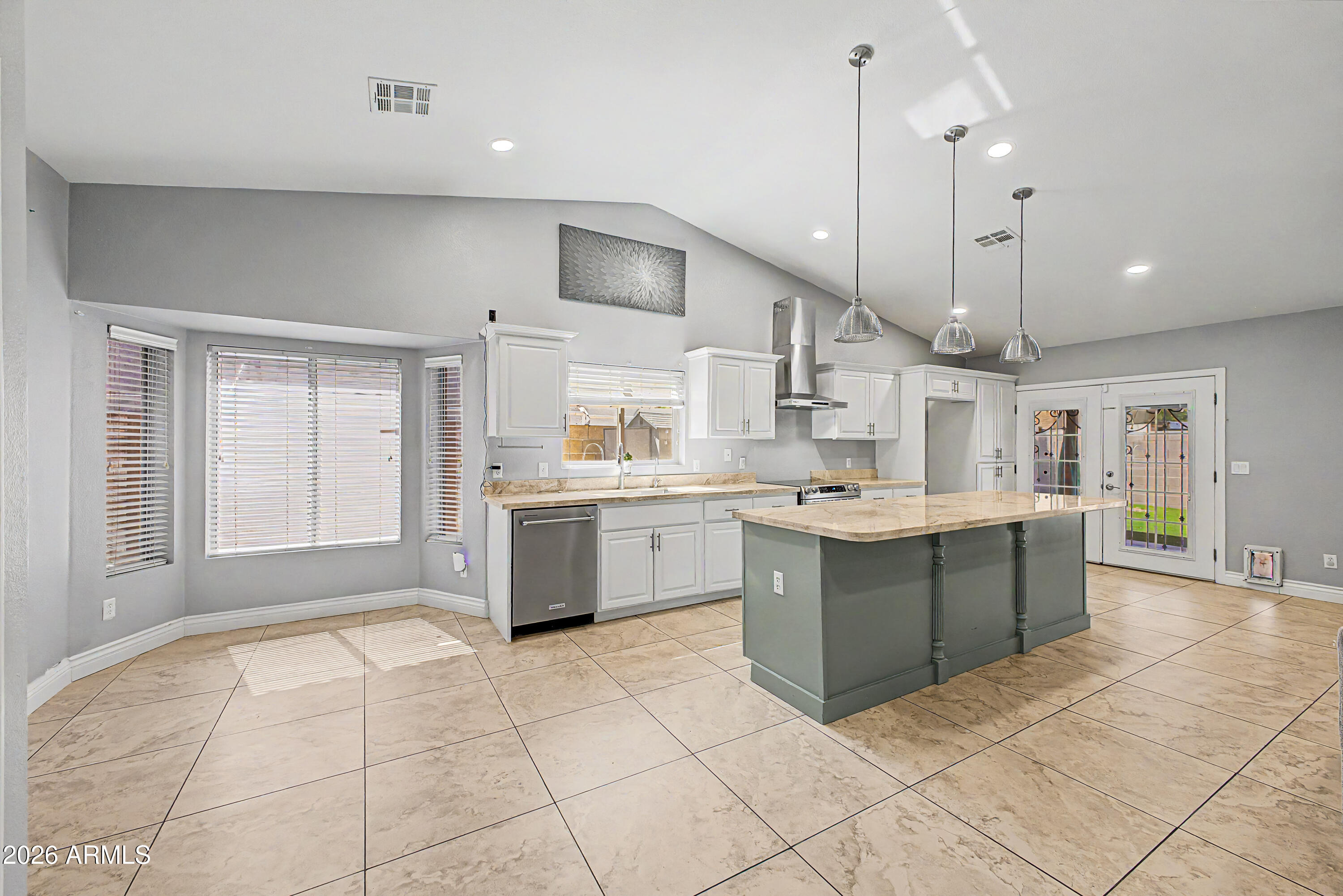 608 East Appaloosa Road Gilbert, AZ 85296 - Photo 11 of 48 IMG_3886