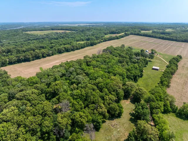 $1,200,000 | 1260 East Old Wagon Road, Byron, IL 61010